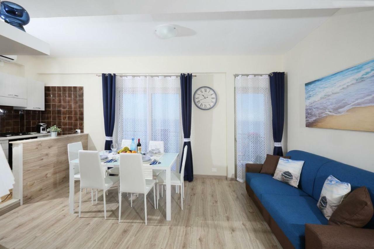 Il Cavalluccio Marino Apartment Santa Teresa Di Riva Exterior photo